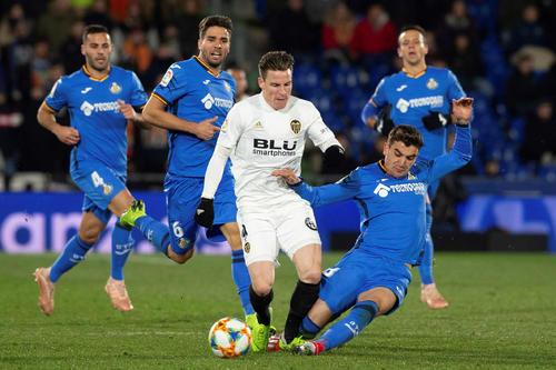 仅保持着核 仅保持着核